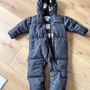 Columbia Black Snowsuit with Black-and-White Fleece Lining